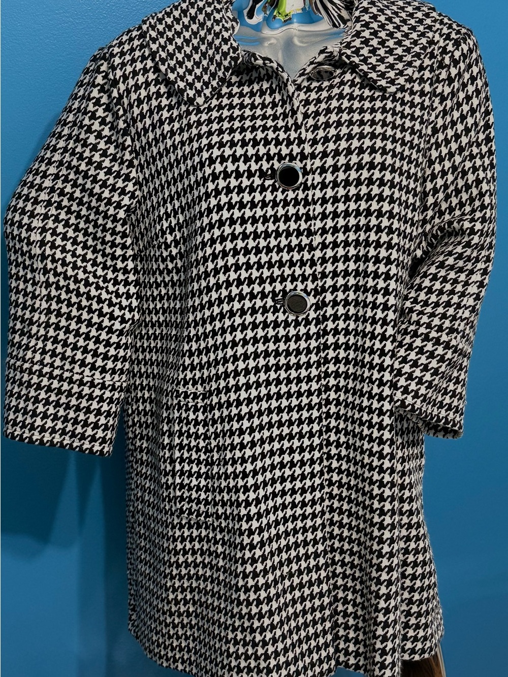 Carmen Marc Valvo Black & White Houndstooth Pea Coat
